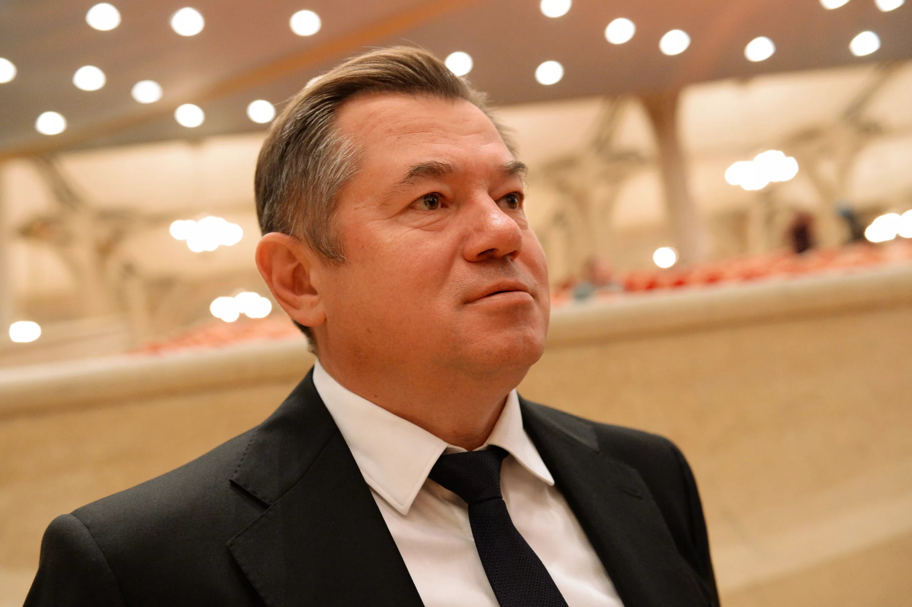 Сергей глазьев 2004. Сергей глазьев 2004. Академик глазьев. Советник президента рф сергей глазьев. Сергей глазьев 2004.