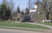 Памятник Достоевскому в г. Старая Русса, где писатель снимал дом и создал "Братьев Карамазовых"