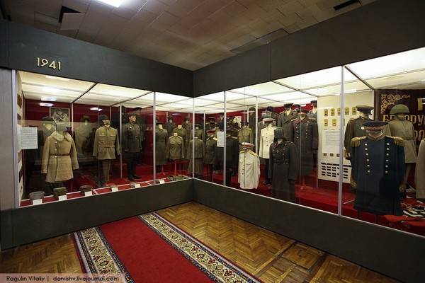 Музей военной формы.jpg