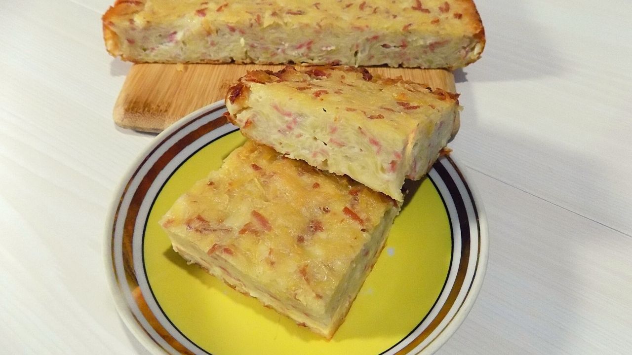 Картофельная запеканка с сосисками и сыром.jpg