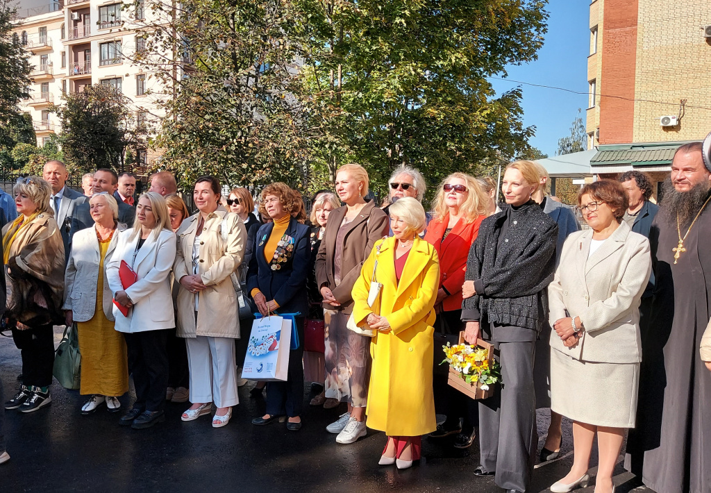 2024092.jpg 2024092.jpg