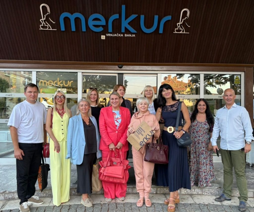 Делегация СЖС с менеджерами гостиниц курорта Врнячка Баня.jpg