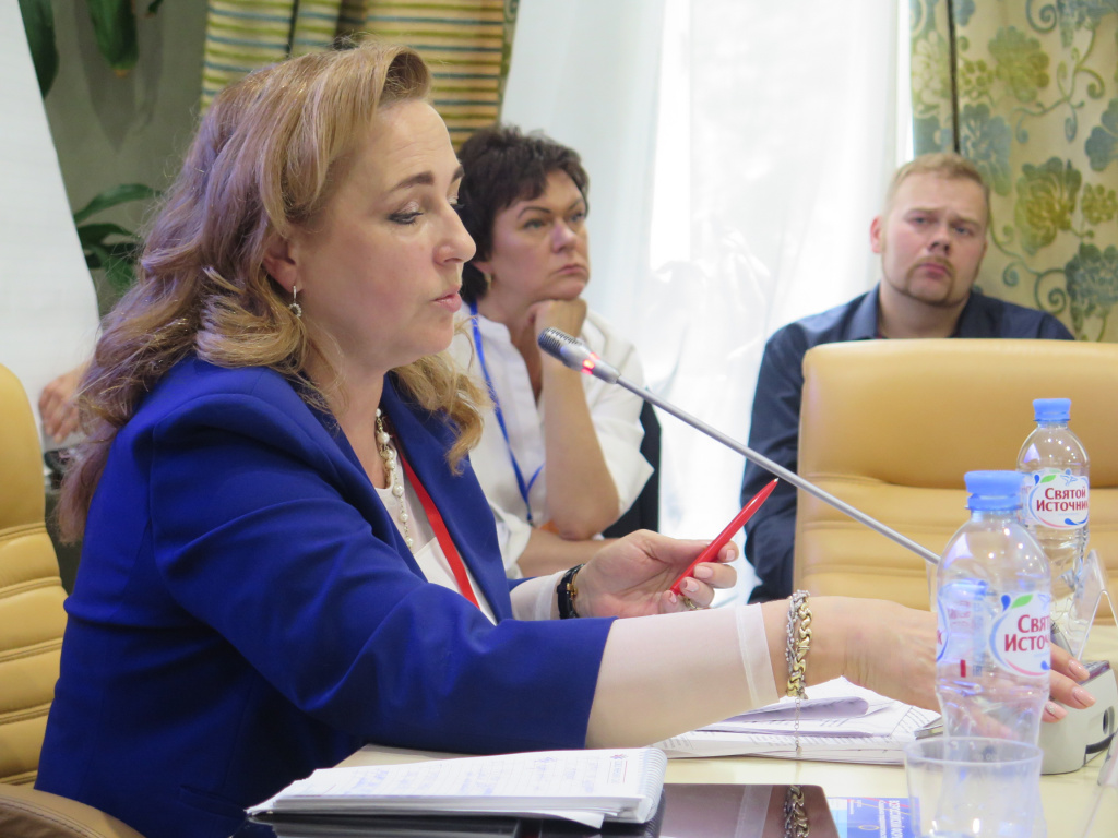 Комарова.JPG