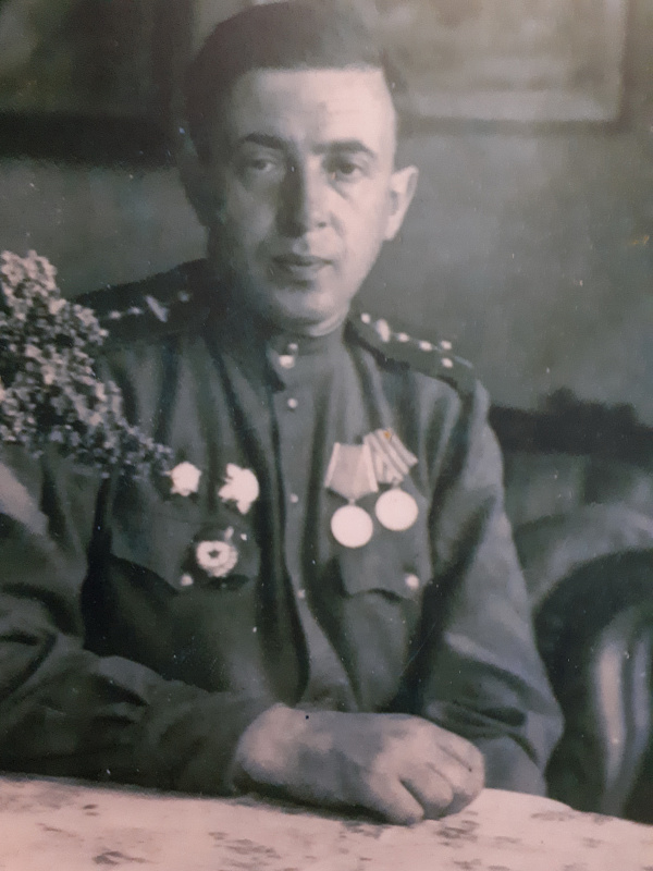 Валентин Дуров (1).jpg
