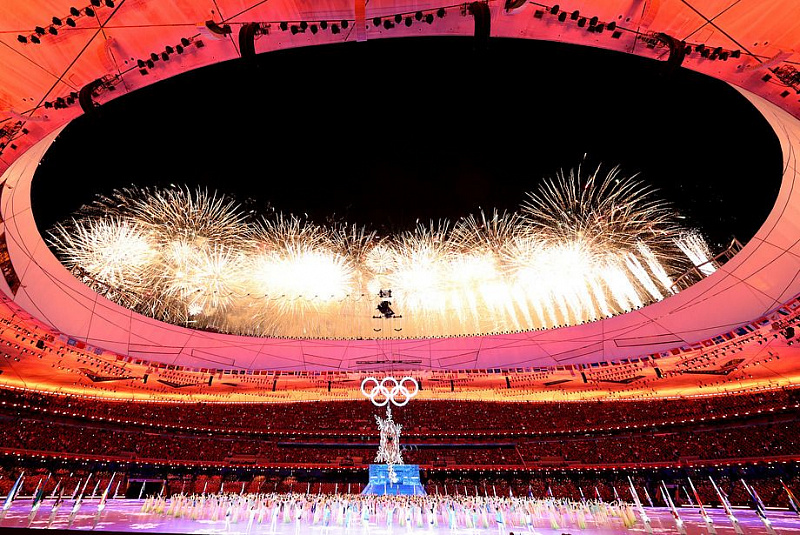 1003773-ceremoniya-zakrytiya-zimnih-olimpijskih-igr-v-pekine.jpg