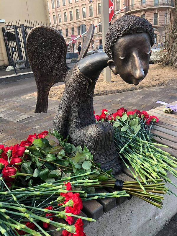 печальный ангел.jpg